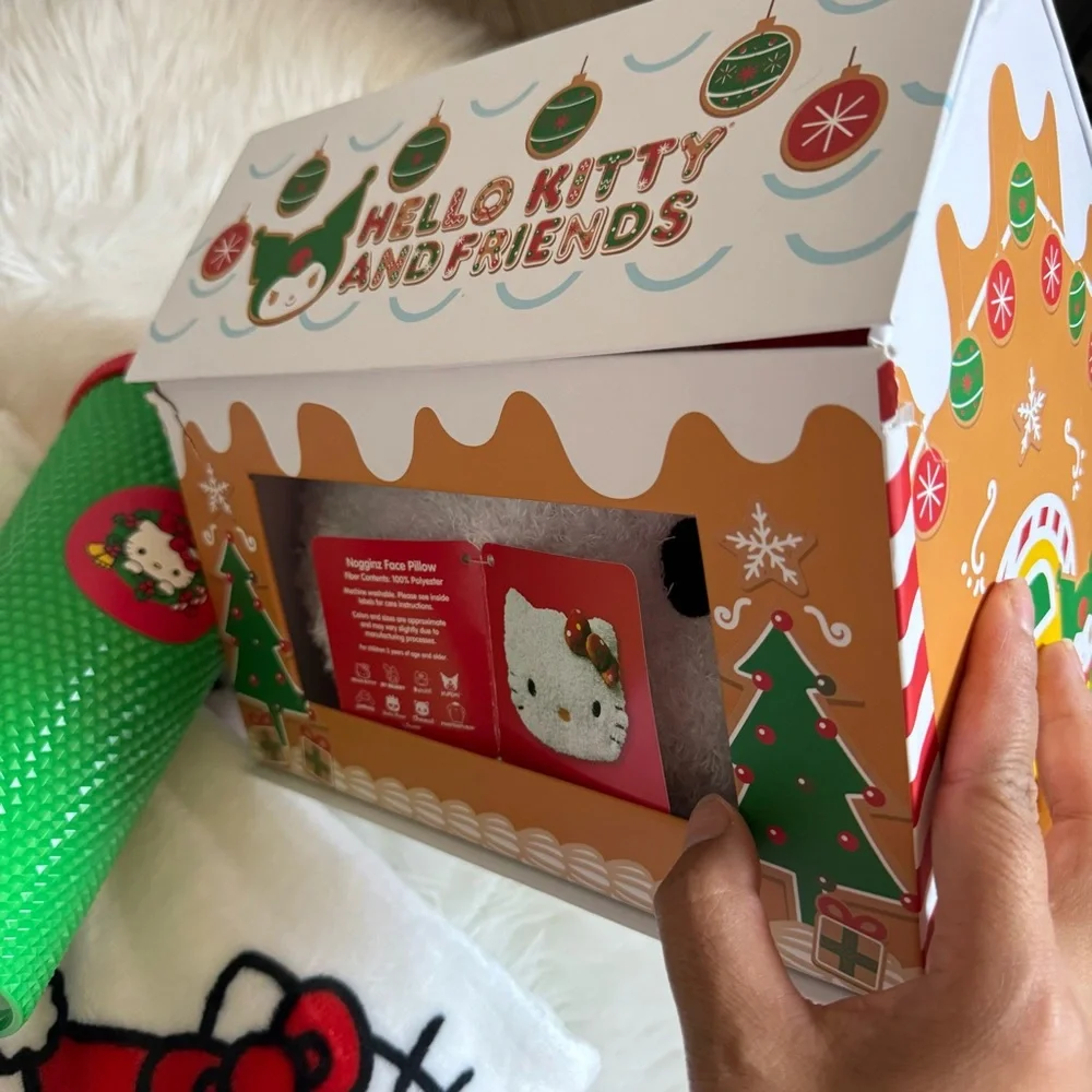 Hello Kitty cozy up